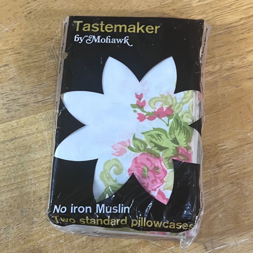 Tastemaker Mohawk Pillowcases Standard 2pk White Pink Floral New Vtg Muslin
